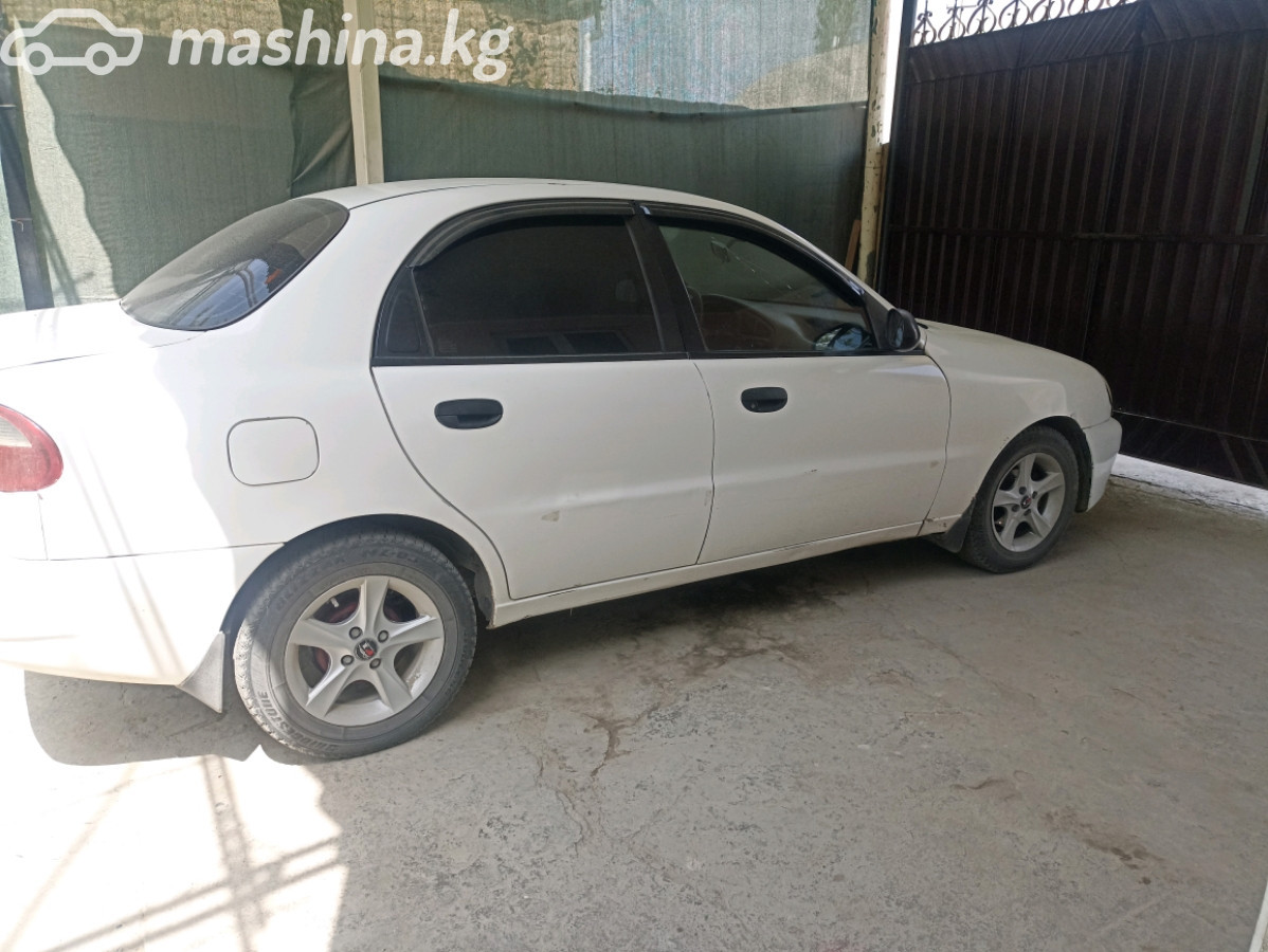 Daewoo Lanos (Sens) 1.5 MT