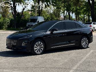 Hongqi E-QM5 54 kWh Electro AT