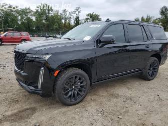 Cadillac Escalade V ESV 6.2 AT 4WD