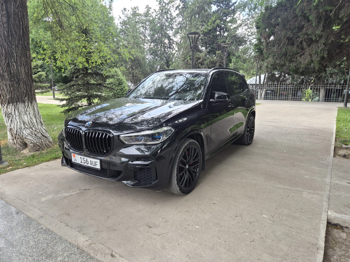 BMW X5 IV (G05/G18) 40i 3.0 AT 4WD