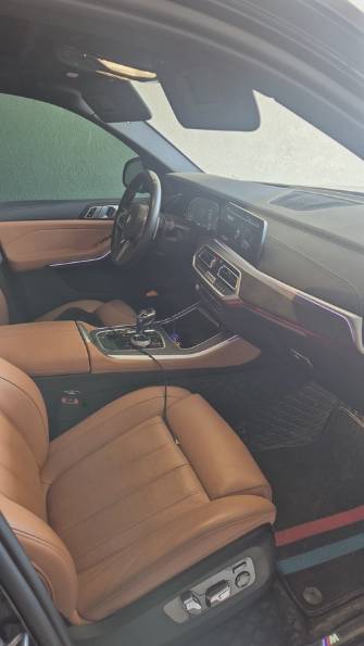 BMW X5 IV (G05/G18) 40i 3.0 AT 4WD