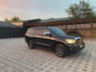 Toyota Sequoia II 5.7 AT 4WD