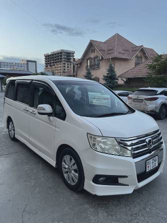 Honda Stepwgn IV 2.0 CVT