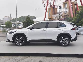 Toyota Frontlander 2.0hyb CVT