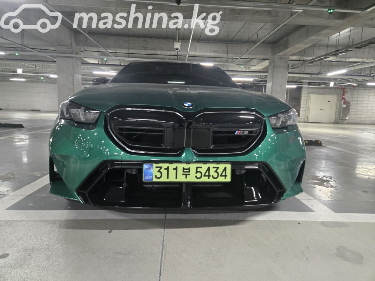 BMW M5 VII (G90) 4.4hyb AT 4WD