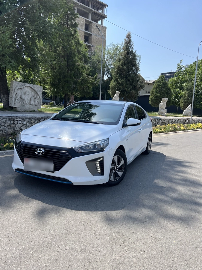 Hyundai IONIQ 1.6hyb AMT