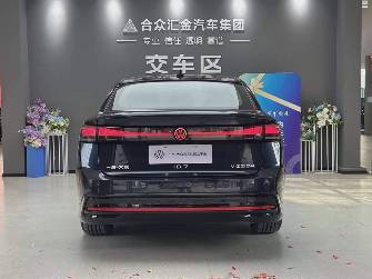 Volkswagen ID.7 77 kWh Electro AT