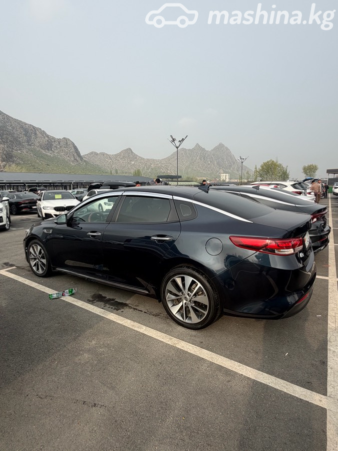 Kia K5 II 2.0 AT