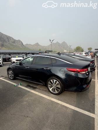 Kia K5 II 2.0 AT