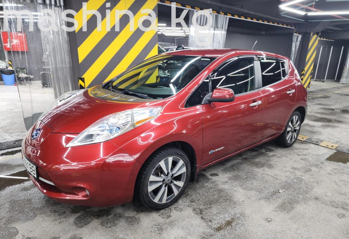 Открыть фото Nissan Leaf I (ZE0/AZE0) Electro AT