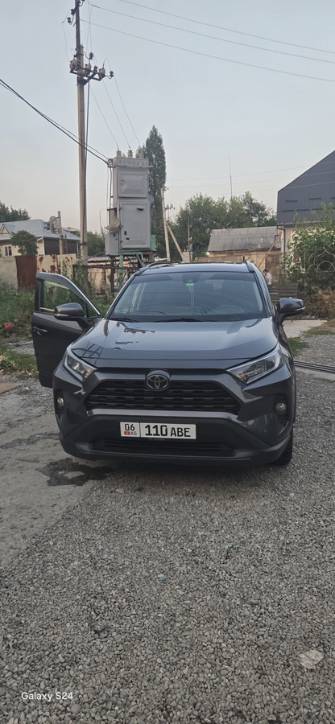 Toyota RAV4 V (XA50) 2.5 AT