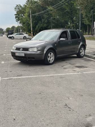 Volkswagen Golf IV 1.6 MT
