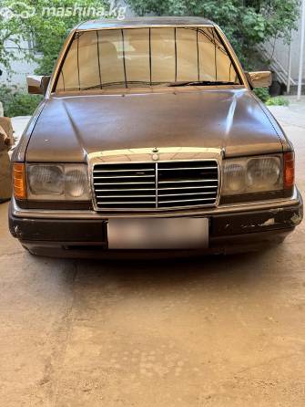 Mercedes-Benz E-Класс I (W124) 220 2.2 MT