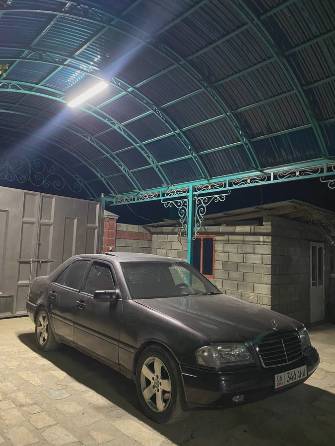 Mercedes-Benz C-Класс I (W202) 180 1.8 MT
