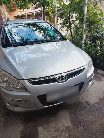 Hyundai i30 I 1.6 AT