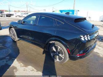 Ford Mustang Mach-E I 75 kWh Electro AT