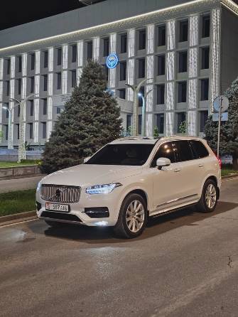 Volvo XC90 II 2.0d AT 4WD