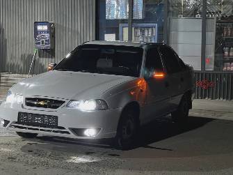 Daewoo Nexia I Рестайлинг 1.5 MT