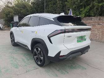 Geely Galaxy L7 18.7 kWh 1.5hyb AT