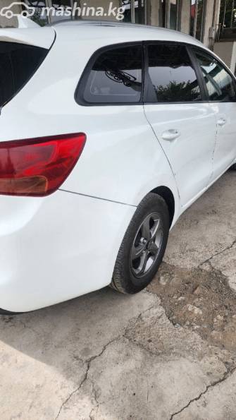 Kia Ceed II Рестайлинг 1.6 MT