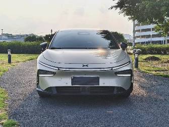 Xpeng P7 Electro AT 4WD