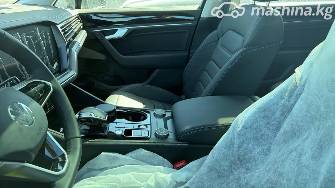 Volkswagen Touareg III Рестайлинг 2.0 AT 4WD