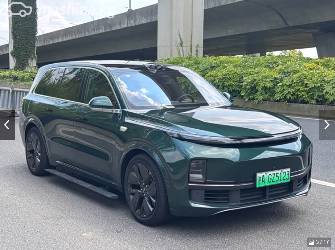 LiXiang L9 Max 1.5hyb AT 4WD