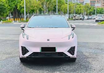 Lynk & Co Z20 Electro AT