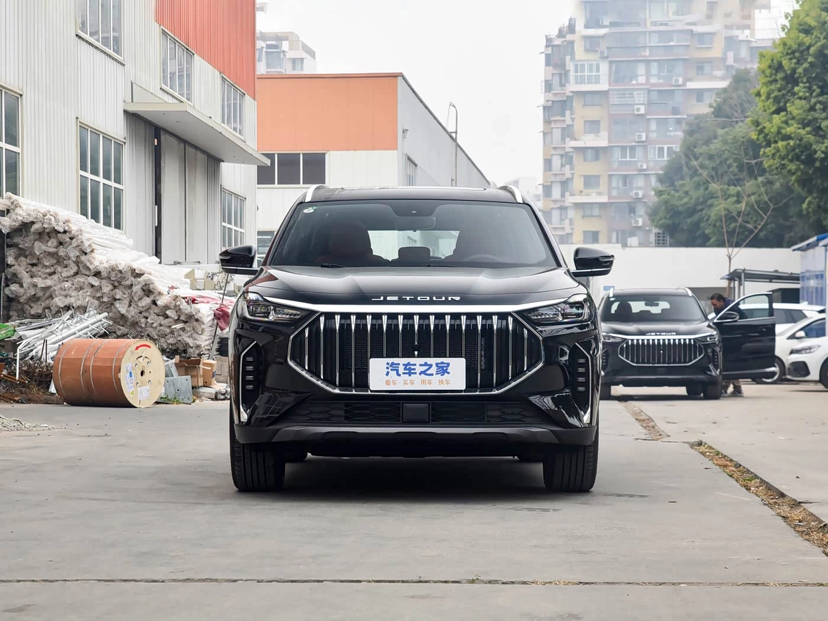 Jetour X70 PLUS 1.5 MT