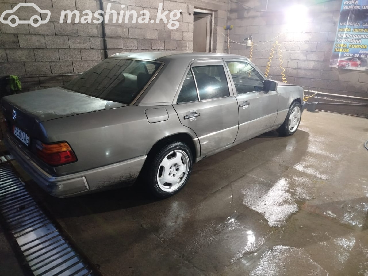 Mercedes-Benz W124 200 2.0 MT