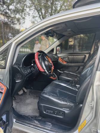 Lexus RX I 300 3.0 AT 4WD