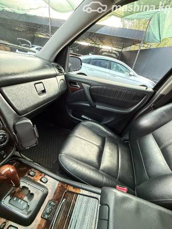 Mercedes-Benz M-Класс I (W163) Рестайлинг 400 4.0d AT 4WD