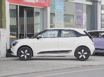 Dongfeng Nammi 01 31.45 kWh Electro AT