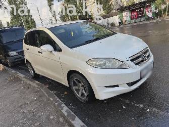 Honda Edix 1.7 AT