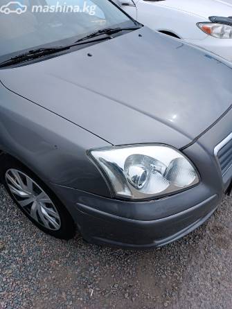 Toyota Avensis II 1.8 MT