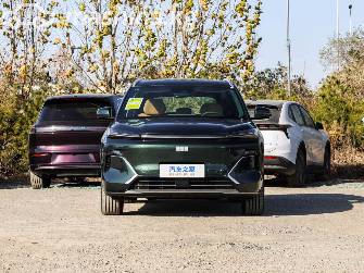 Geely Galaxy Starship 7 19.09 kWh 1.5hyb AT