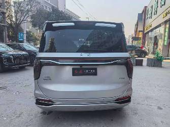 Hongqi HQ9 2.0 AT