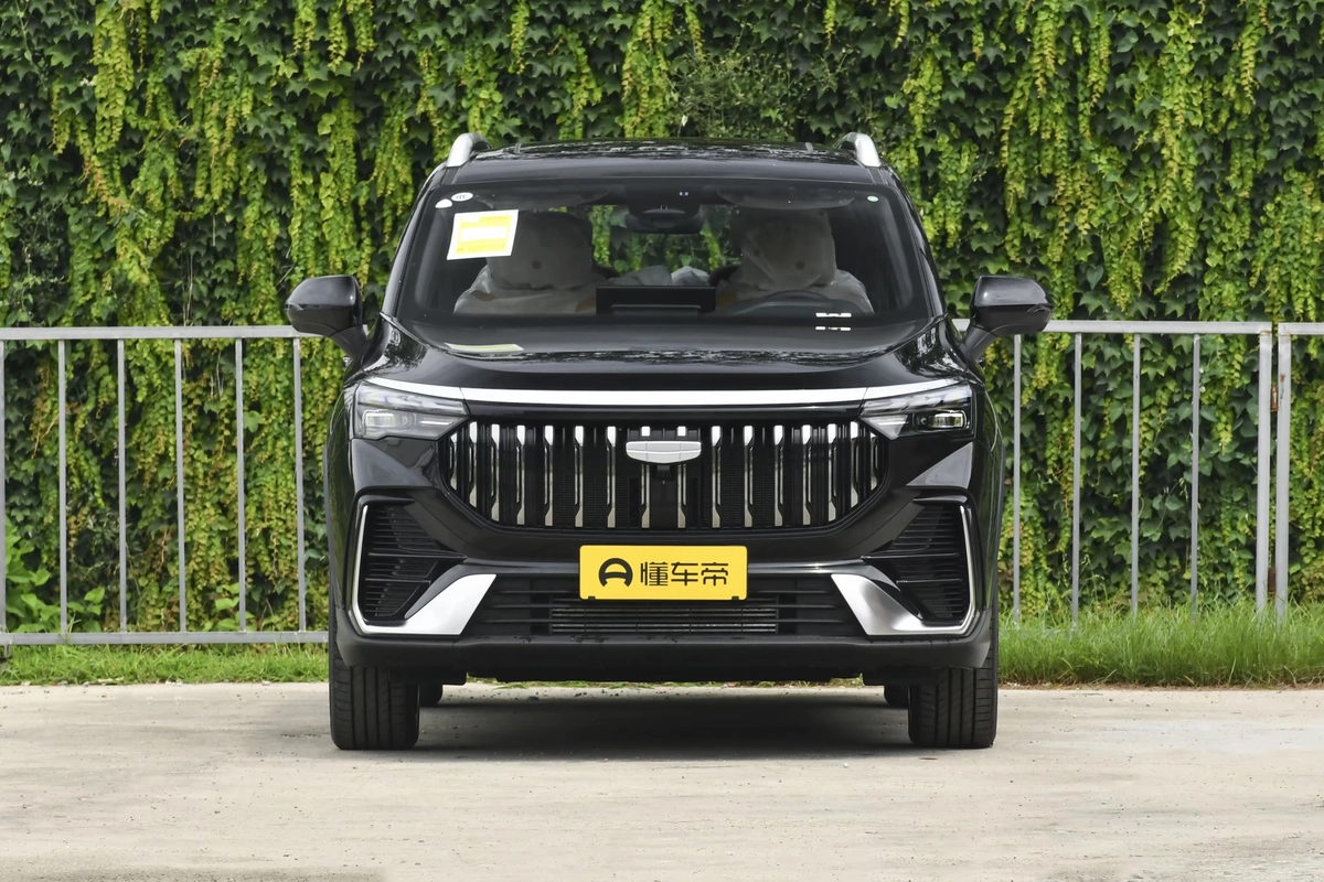 Geely Haoyue L 2.0 AMT