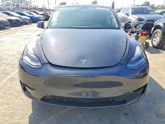 Tesla Model Y I Standard Electro AT