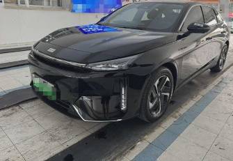 Geely Galaxy L6 1.5hyb AT