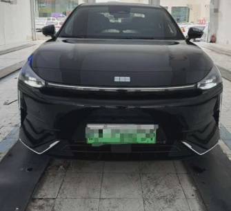 Geely Galaxy L6 1.5hyb AT