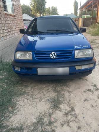 Volkswagen Vento 2.0 MT