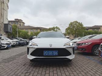 Roewe i5 I Рестайлинг 1.5 CVT