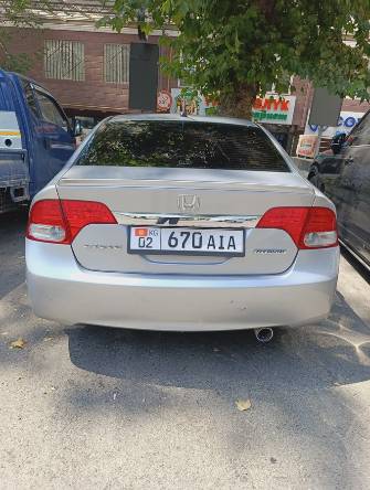 Honda Civic VIII Рестайлинг Hybrid 1.3hyb CVT