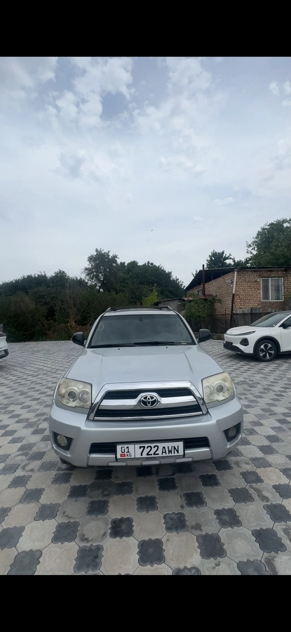 Открыть фото Toyota 4Runner IV Рестайлинг 4.0 AT 4WD