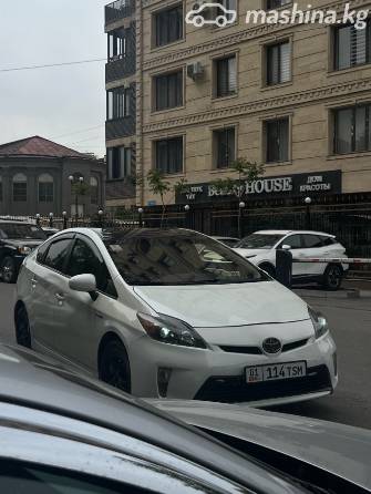 Toyota Prius III Рестайлинг (XW30) 1.8hyb AT