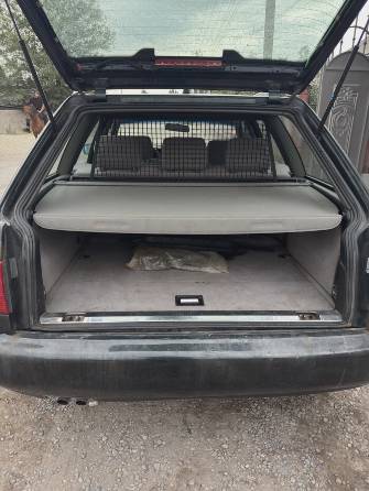 Audi A6 I (C4) 2.8 MT