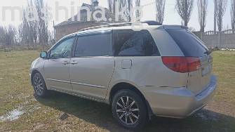 Toyota Sienna II 3.3 AT 4WD
