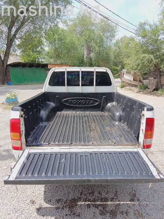 Toyota Hilux VII 2.7 MT 4WD