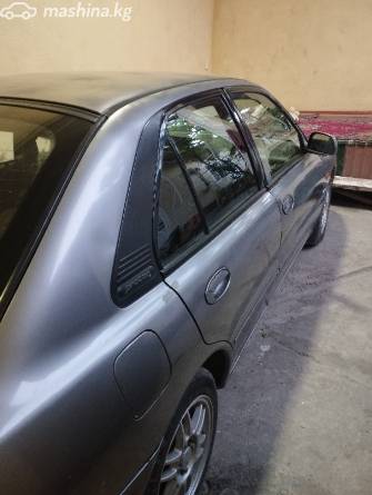 Mitsubishi Lancer VII 1.6 MT